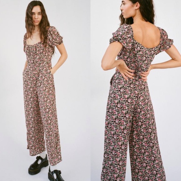 Urban Outfitters Pants - Urban Outfitters Daisy Street Puff Sleeve Floral Jumpsuit